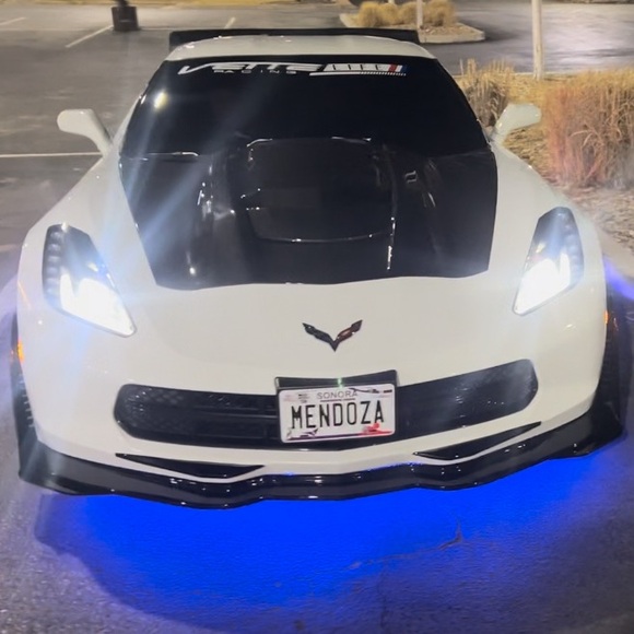 Meet your Posher, Luis - Picture 2 of 2